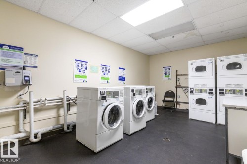 909 10134 100 Street, Edmonton, AB - Indoor Photo Showing Laundry Room