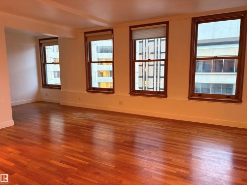 909 10134 100 Street, Edmonton, AB - Indoor Photo Showing Other Room