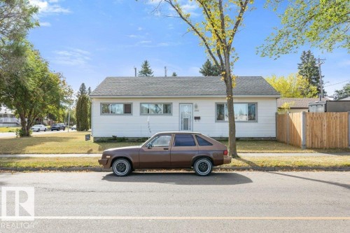 13003 129 Avenue, Edmonton, AB - Outdoor