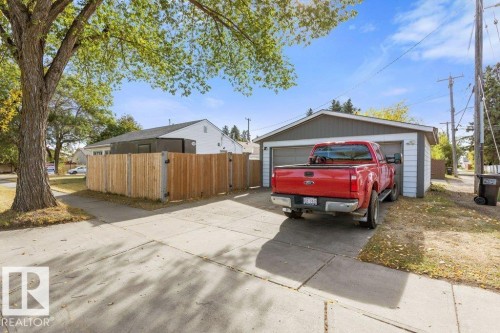 13003 129 Avenue, Edmonton, AB - Outdoor