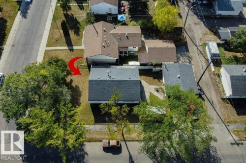 13003 129 Avenue, Edmonton, AB - Outdoor