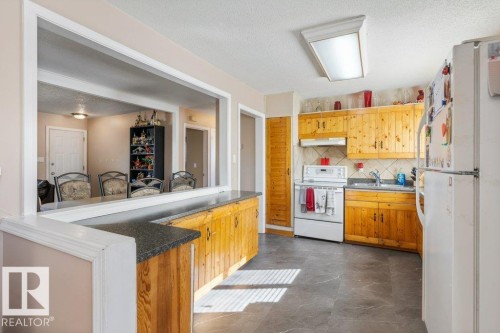 13003 129 Avenue, Edmonton, AB - Indoor Photo Showing Kitchen