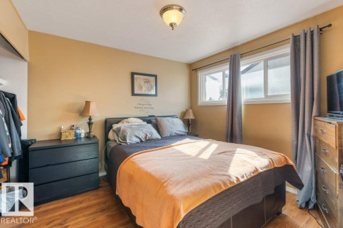 13003 129 Avenue, Edmonton, AB - Indoor Photo Showing Bedroom