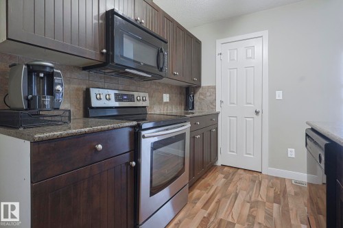 2544 Anderson Way, Edmonton, AB - Indoor Photo Showing Kitchen