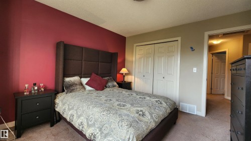2544 Anderson Way, Edmonton, AB - Indoor Photo Showing Bedroom