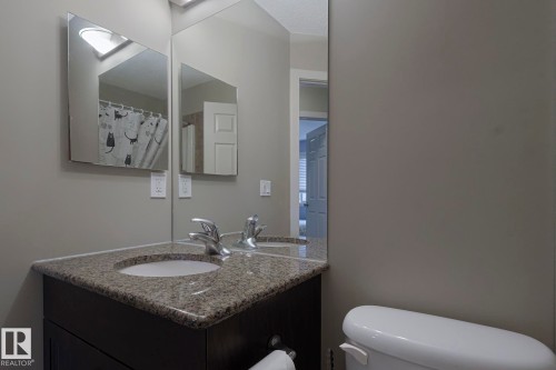 2544 Anderson Way, Edmonton, AB - Indoor Photo Showing Bathroom