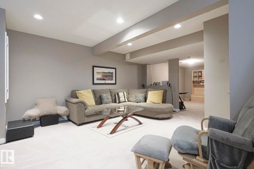 2544 Anderson Way, Edmonton, AB - Indoor Photo Showing Living Room