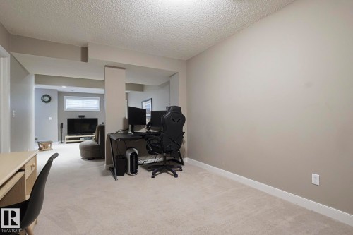 2544 Anderson Way, Edmonton, AB - Indoor