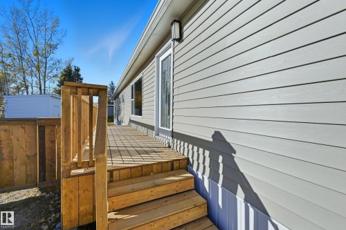 2 Cliff Crescent, Edmonton, AB - Outdoor With Exterior