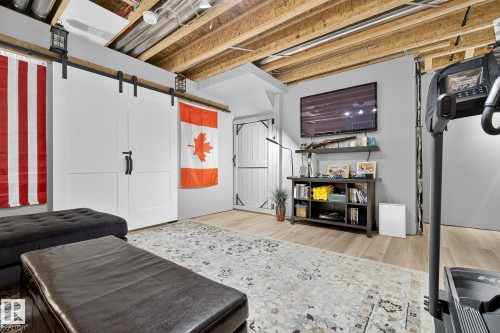 7139 Cardinal Way, Edmonton, AB - Indoor Photo Showing Other Room