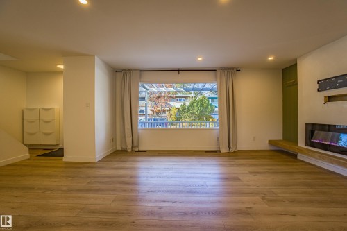 5603 108 Street, Edmonton, AB - Indoor With Fireplace
