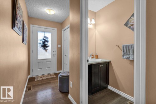1853 28 Street, Edmonton, AB - Indoor Photo Showing Other Room