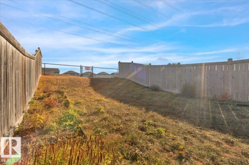 1853 28 Street, Edmonton, AB - Outdoor