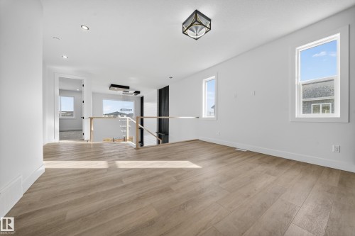 2008 Collip Crescent, Edmonton, AB - Indoor Photo Showing Other Room