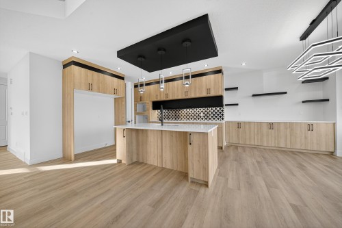 2008 Collip Crescent, Edmonton, AB - Indoor Photo Showing Kitchen