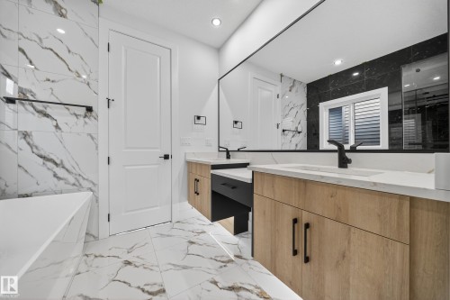 2008 Collip Crescent, Edmonton, AB - Indoor