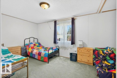 1226 West View Rise, Edmonton, AB - Indoor Photo Showing Bedroom