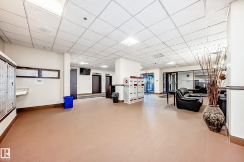 208 10149 Saskatchewan Drive, Edmonton, AB - Indoor Photo Showing Other Room
