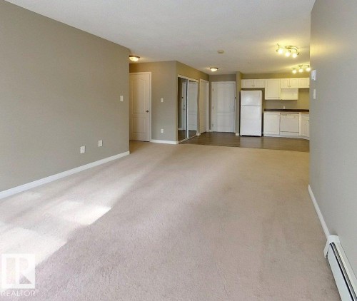 119 5340 199 Street, Edmonton, AB - Indoor Photo Showing Other Room
