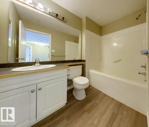 119 5340 199 Street, Edmonton, AB - Indoor Photo Showing Bathroom