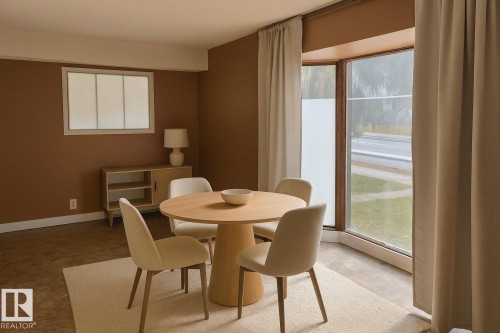 10934 76 Avenue, Edmonton, AB - Indoor Photo Showing Dining Room