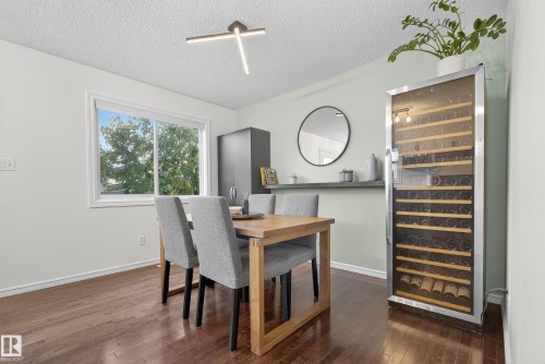 1119 36 Avenue, Edmonton, AB - Indoor Photo Showing Dining Room