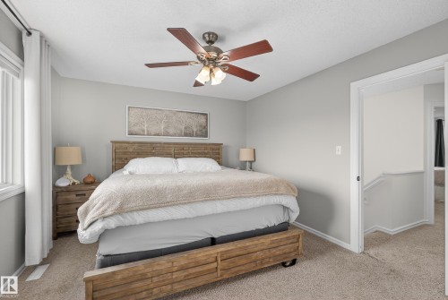 1119 36 Avenue, Edmonton, AB - Indoor Photo Showing Bedroom