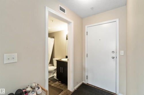 210 530 Watt Boulevard, Edmonton, AB - Indoor Photo Showing Other Room