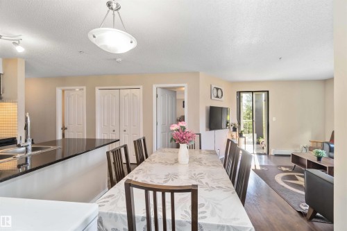 210 530 Watt Boulevard, Edmonton, AB - Indoor Photo Showing Dining Room