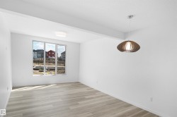 93 3705 141 Street  Edmonton, AB T6W 3J2