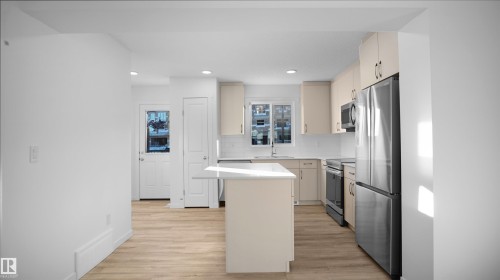 2 3705 141 Street, Edmonton, AB - Indoor Photo Showing Kitchen