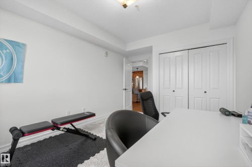 603 10142 111 Street, Edmonton, AB - Indoor