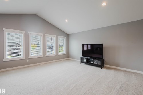 2117 69A Street, Edmonton, AB - Indoor