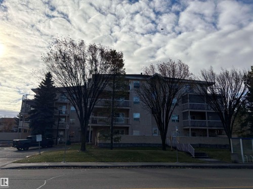 102 17519 98A Avenue, Edmonton, AB - Outdoor