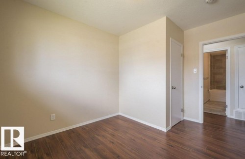 12807 135 Avenue, Edmonton, AB - Indoor Photo Showing Other Room