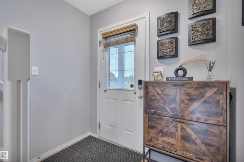 5933 164 Avenue, Edmonton, AB - Indoor Photo Showing Other Room