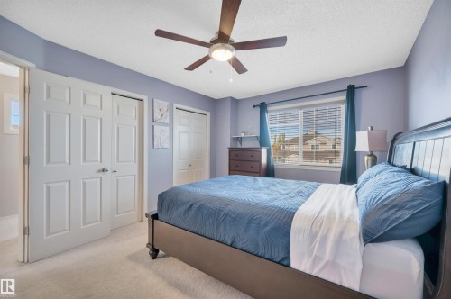 5933 164 Avenue, Edmonton, AB - Indoor Photo Showing Bedroom