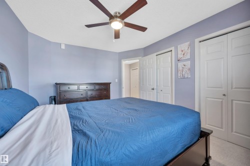 5933 164 Avenue, Edmonton, AB - Indoor Photo Showing Bedroom