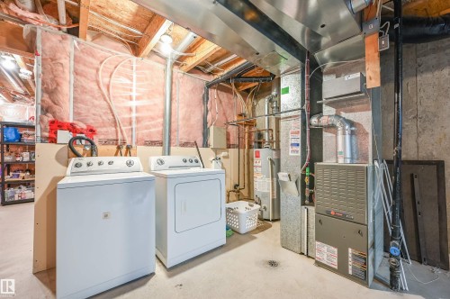 5933 164 Avenue, Edmonton, AB - Indoor Photo Showing Laundry Room