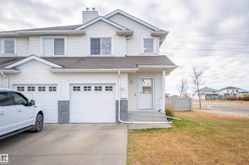 5933 164 Avenue, Edmonton, AB - Outdoor