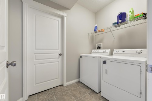 60 Huntington Crescent, Spruce Grove, AB - Indoor Photo Showing Laundry Room