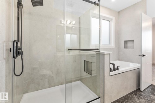 90 Eldridge Point(E), St. Albert, AB - Indoor Photo Showing Bathroom