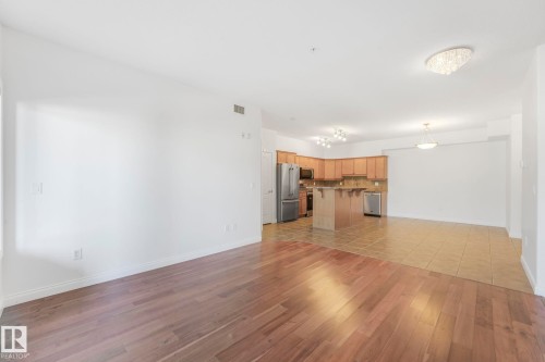 232 1406 Hodgson Way, Edmonton, AB - Indoor