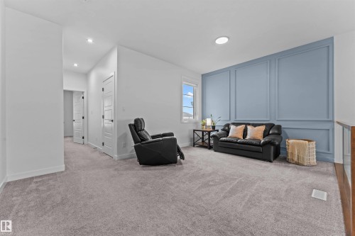 57 Dalquist Bay, Leduc, AB - Indoor