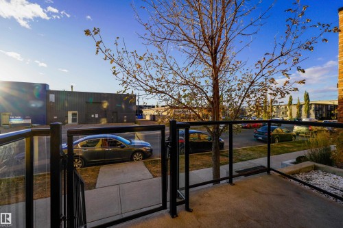 117 10523 123 Street, Edmonton, AB - Outdoor