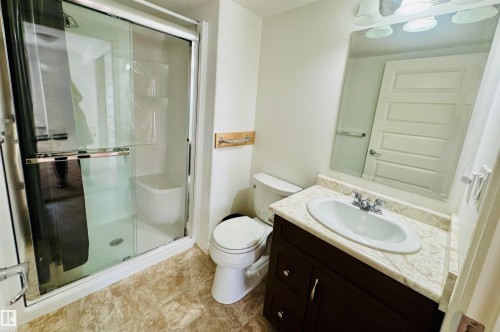 302 4614A Lakeshore Drive, St. Paul Town, AB - Indoor Photo Showing Bathroom