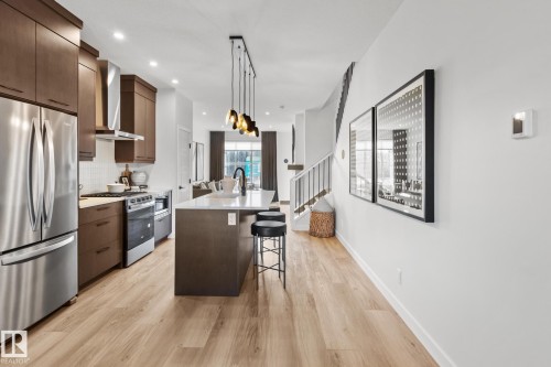 272 Paterson Link, Edmonton, AB - Indoor Photo Showing Kitchen With Stainless Steel Kitchen With Upgraded Kitchen