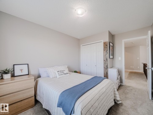 1692 Chapman Way, Edmonton, AB - Indoor Photo Showing Bedroom