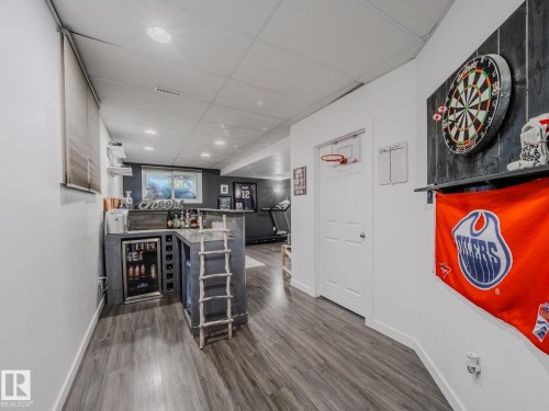 1692 Chapman Way, Edmonton, AB - Indoor Photo Showing Other Room