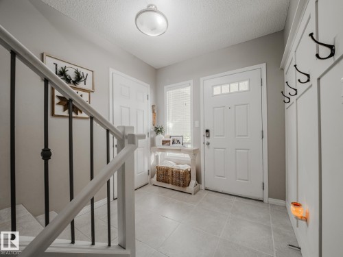 1692 Chapman Way, Edmonton, AB - Indoor Photo Showing Other Room